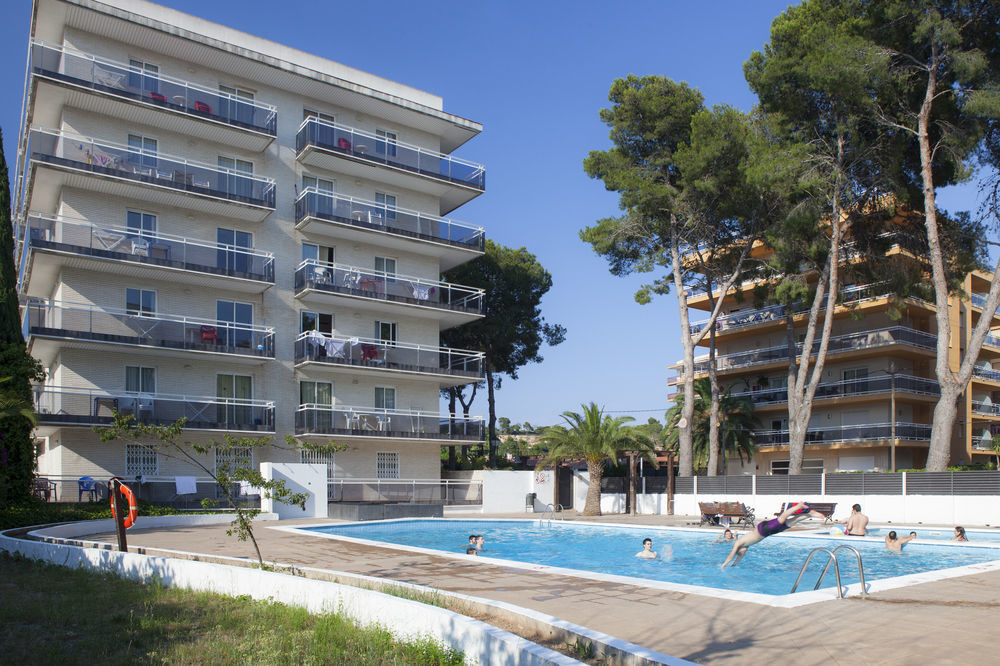 Apartamentos Intersalou Priorat ภายนอก รูปภาพ