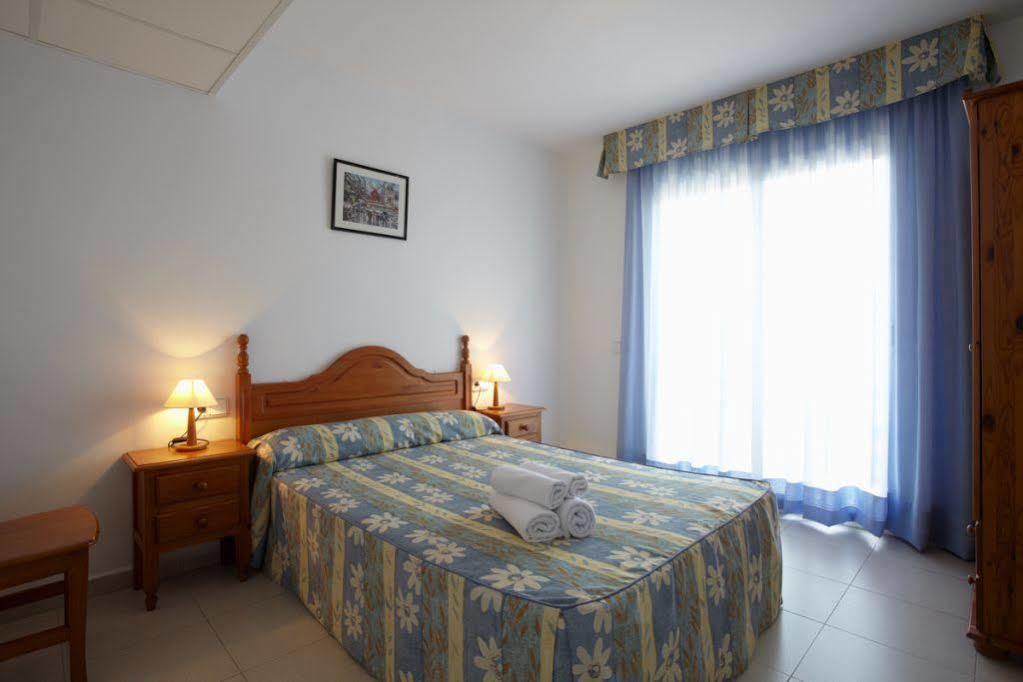 Apartamentos Intersalou Priorat ภายนอก รูปภาพ