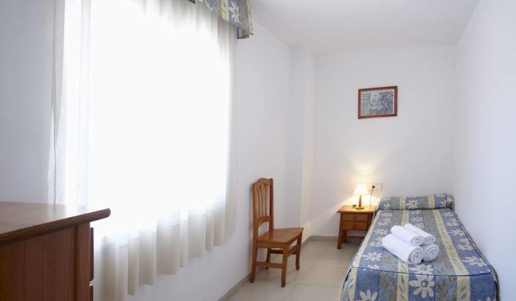Apartamentos Intersalou Priorat ภายนอก รูปภาพ