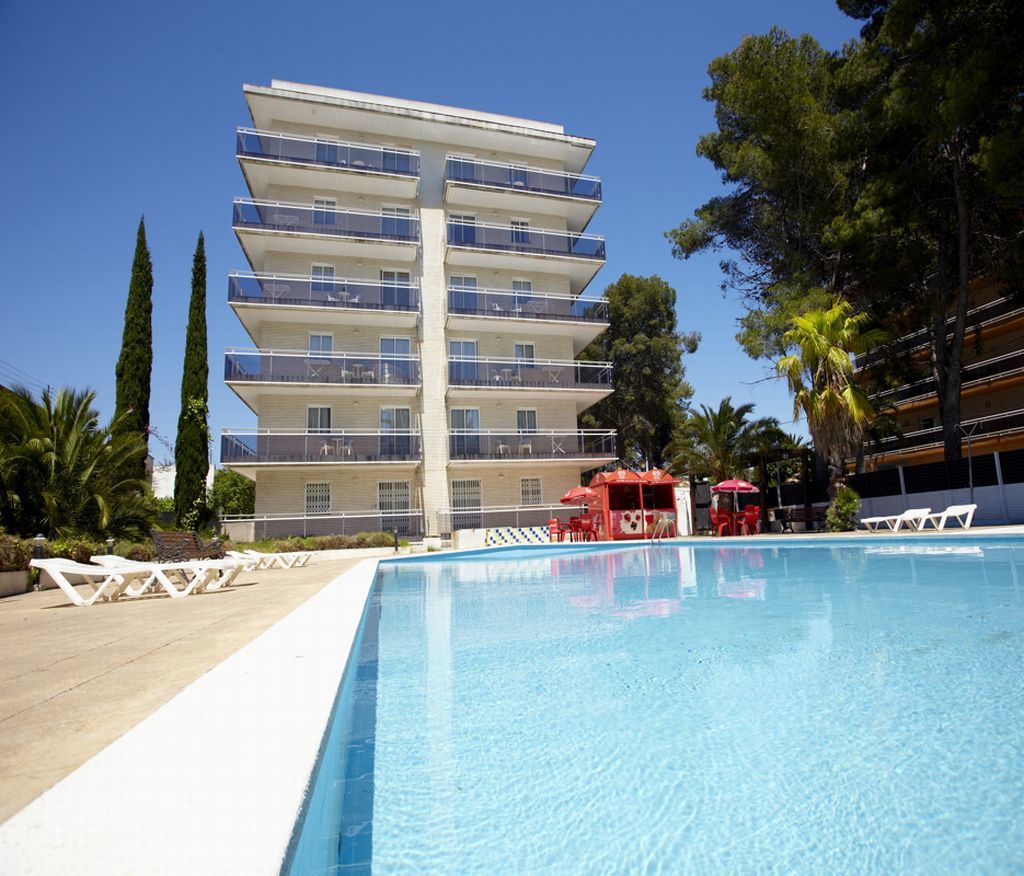 Apartamentos Intersalou Priorat ภายนอก รูปภาพ