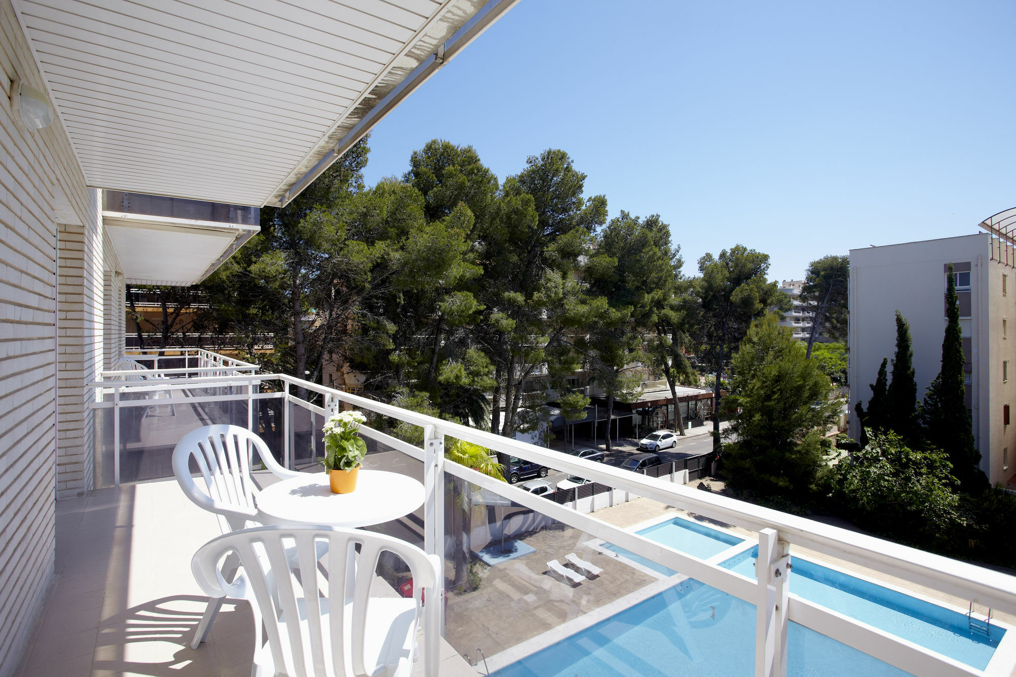 Apartamentos Intersalou Priorat ภายนอก รูปภาพ